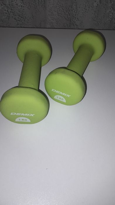 Гантель 1 кг от Demix с неопреновым покрытием  5 кг с блин блиной