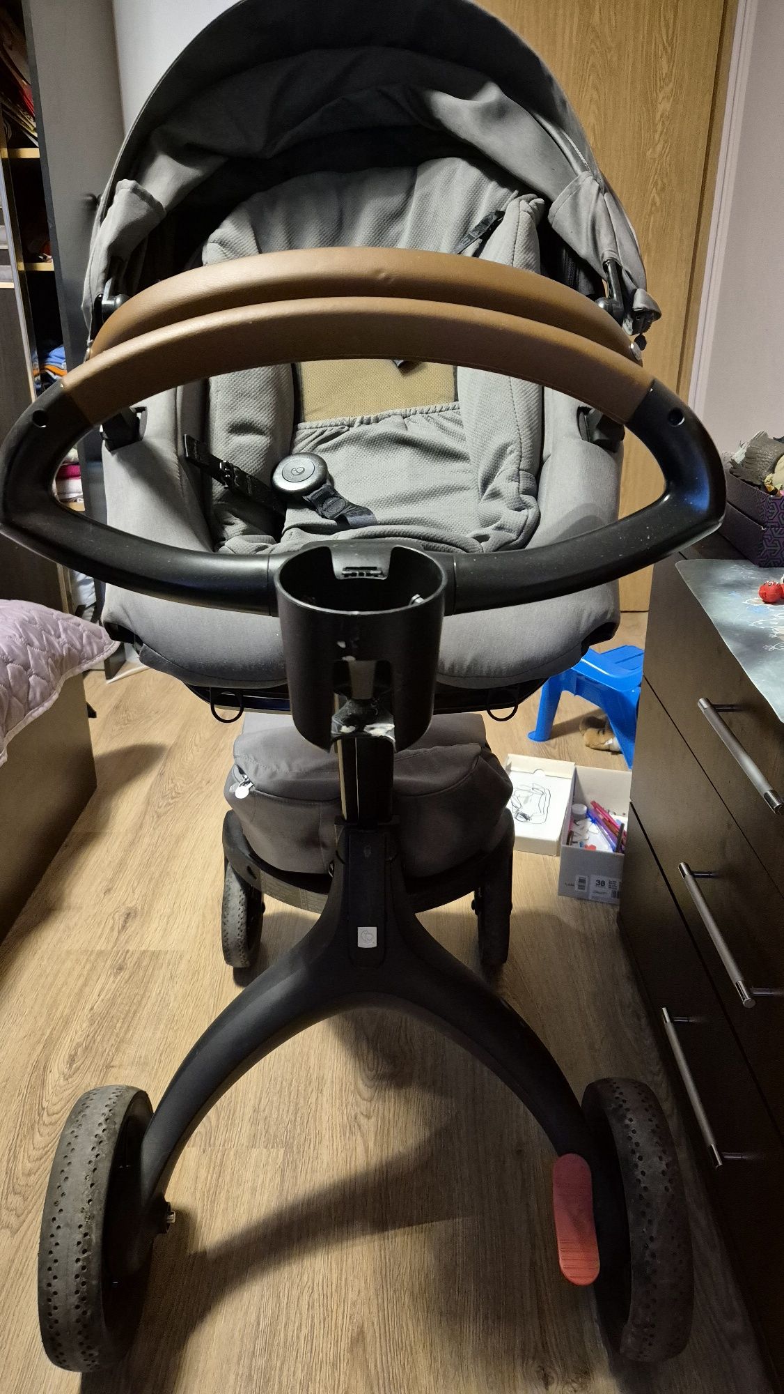 Бебешка количка Stokke Xplory X, сива + бебешки кош