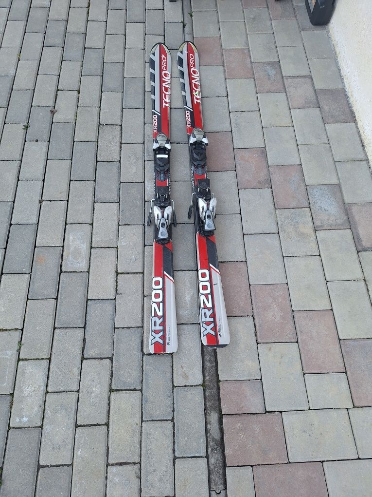 Vând schiuri 150 cm