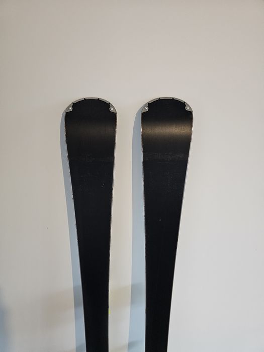 Дамски ски Rossignol - практически нови - 149 см