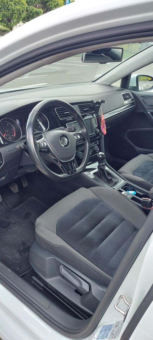 Volkswagen Golf 7 1.6