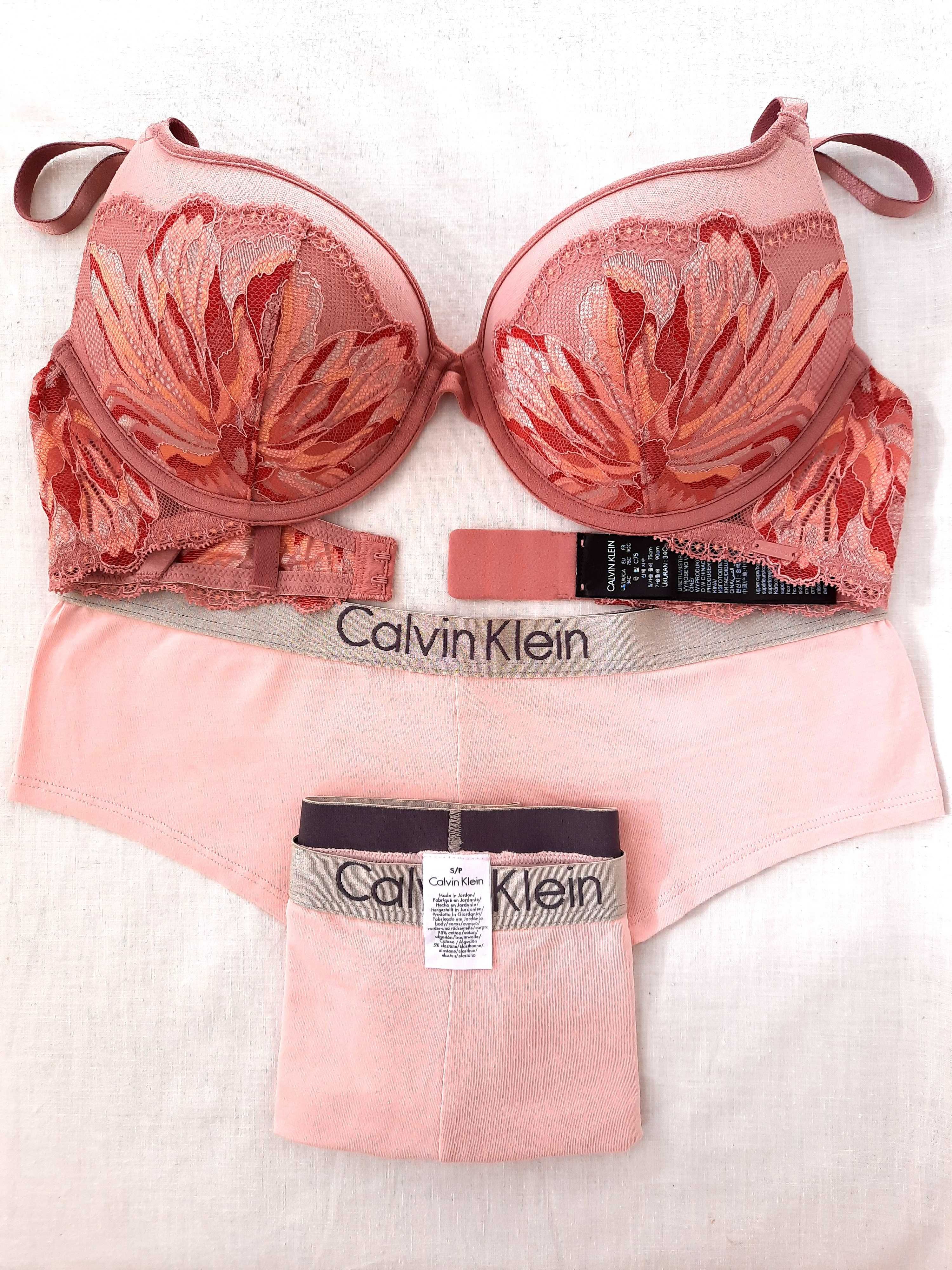 Calvin Klien  сутиени