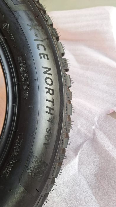 Продам  новую зимнюю шину Michelin X-Ice north4