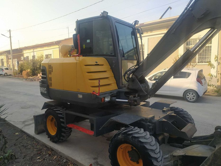 Мини эксковатор VOLVO 60 сотилади