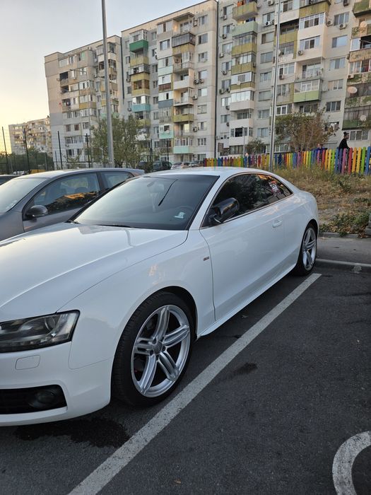 Ауди а5.          .