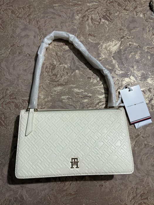 Tommy Hilfiger – Geantă