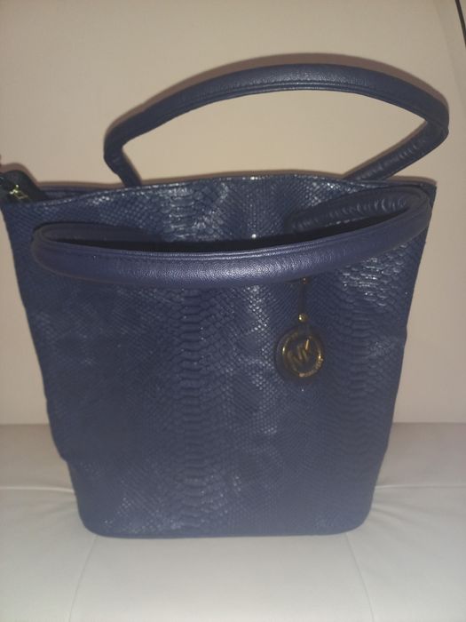 Голяма синя дамска чанта