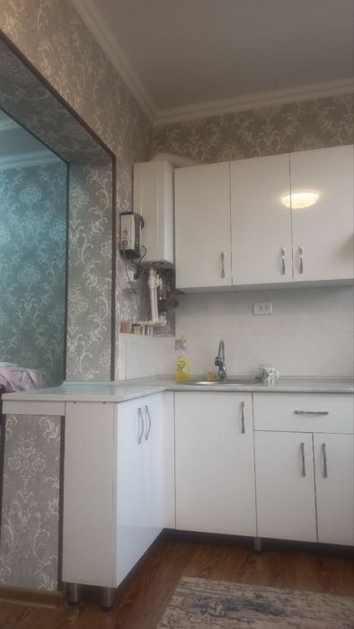 Срочна продаётся квартира 3х комнатная с евроремонтом