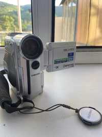 Видеокамера Samsung VP-D270i