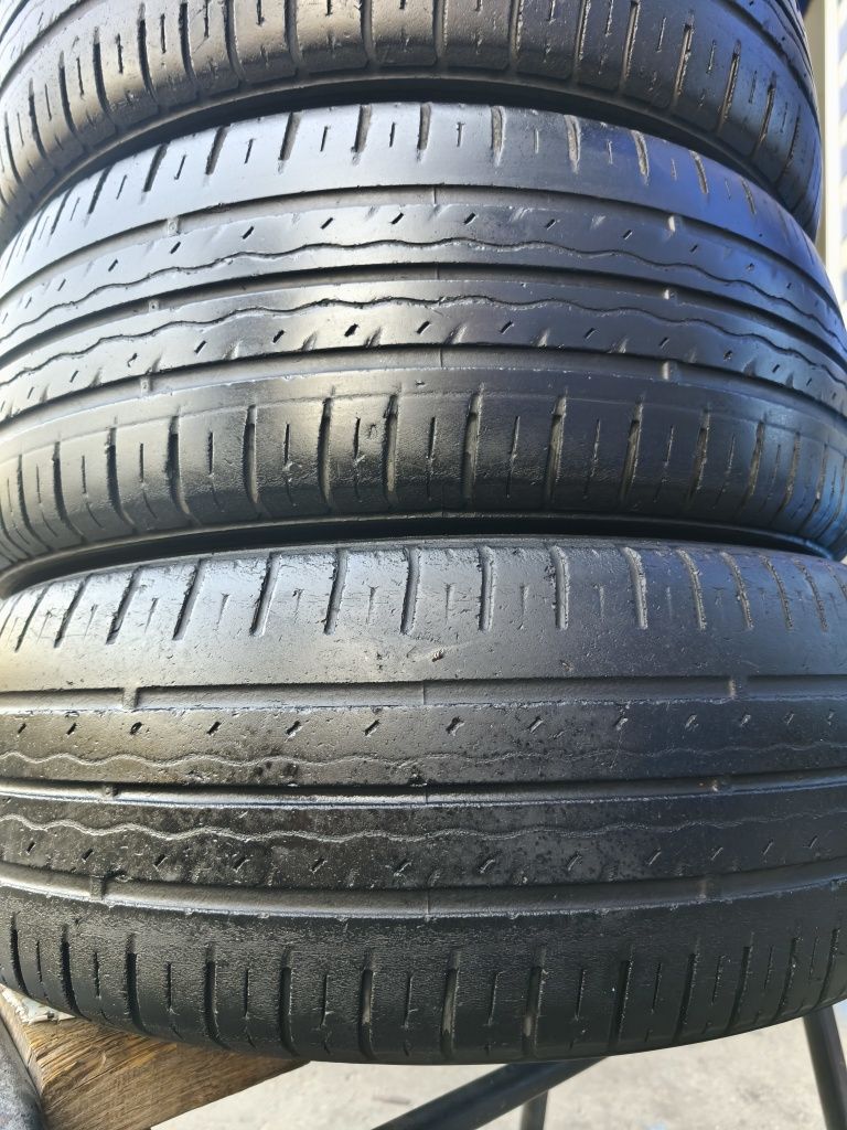 185-60-R14 kumho solus