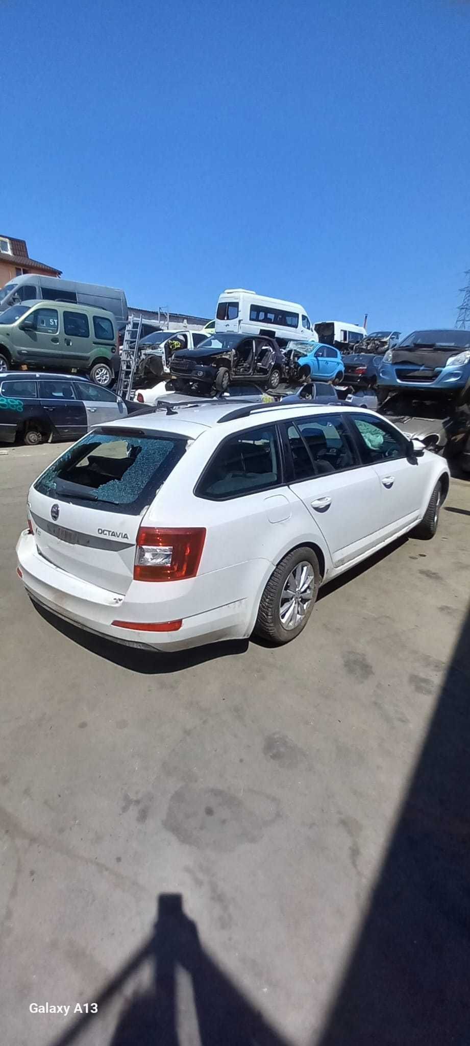 Skoda Octavia 3 1.6 tdi an 2017 Dezmembrez/Dezmembram