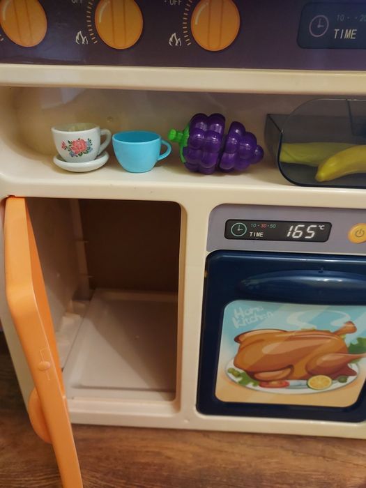 Детска кухня М-Toys с 65 аксесоара, светлини и звуци