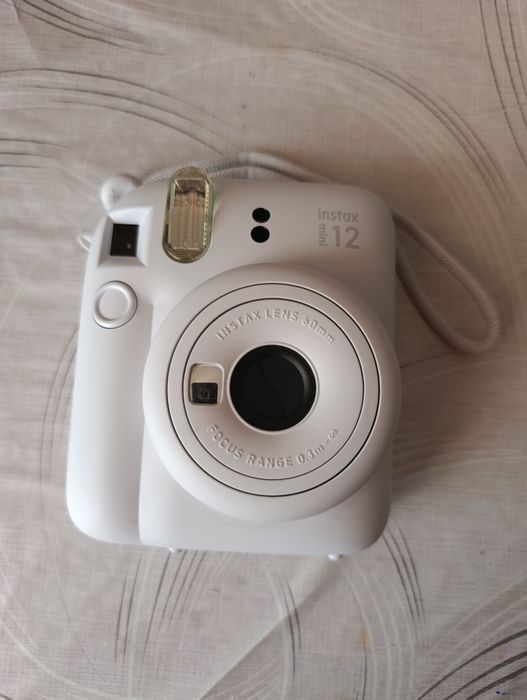 Полароид instax12mini