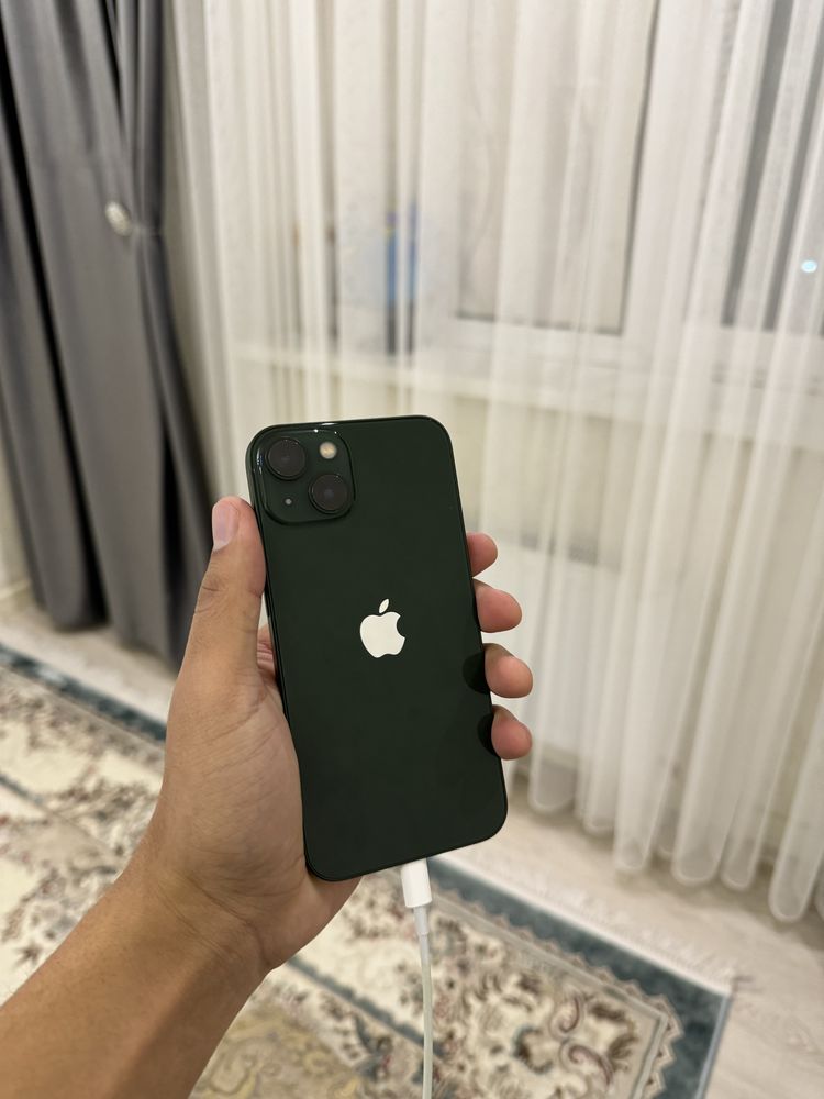 Продам Iphone 13 в идеале