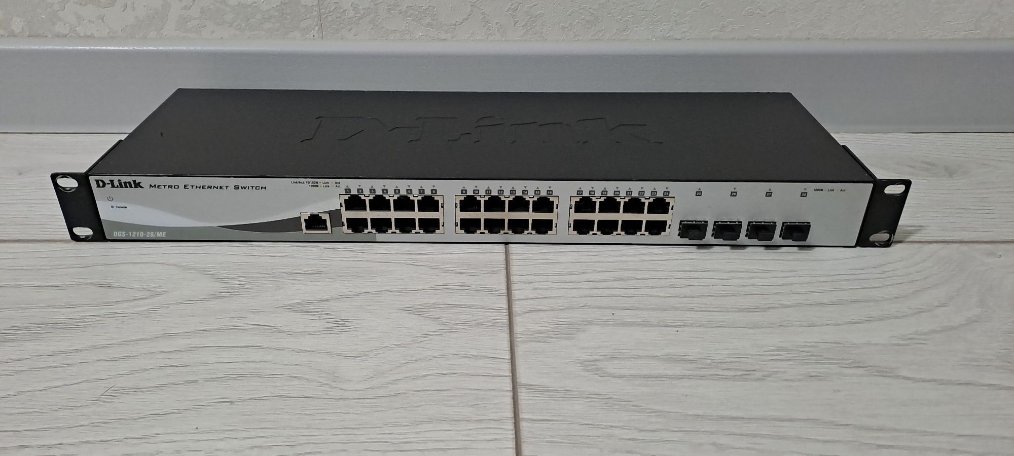 24 портовый Dlink Metro Ethernet Switch