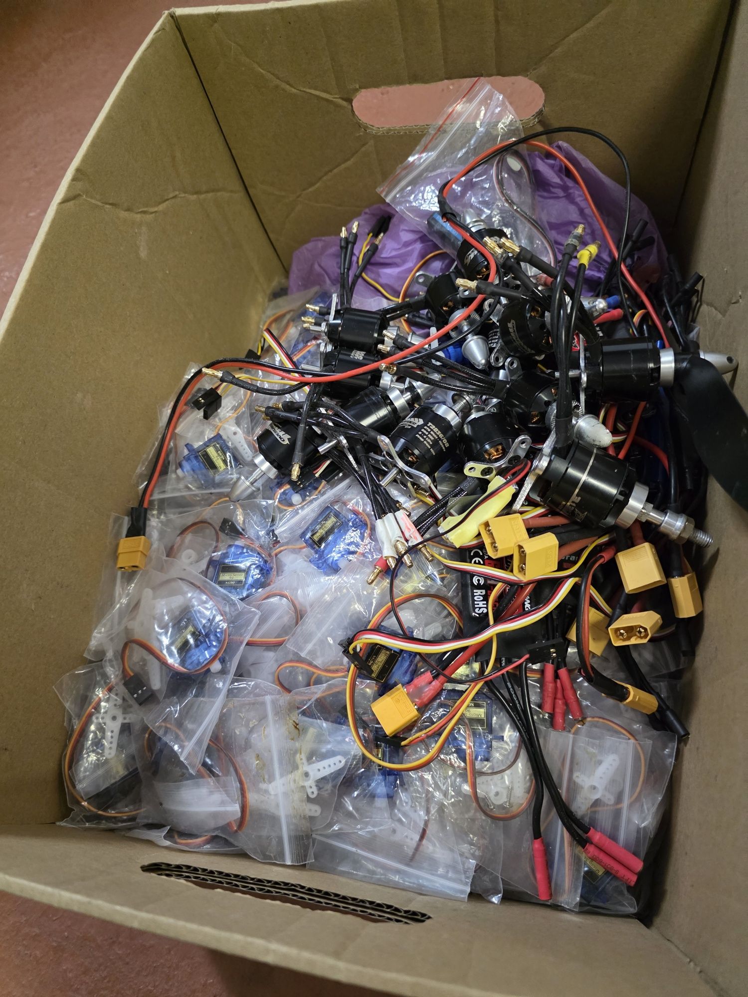 Accesorii aeromodele esc si motor