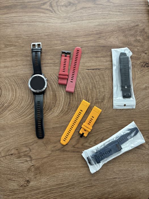 Часовник Garmin Fenix 5