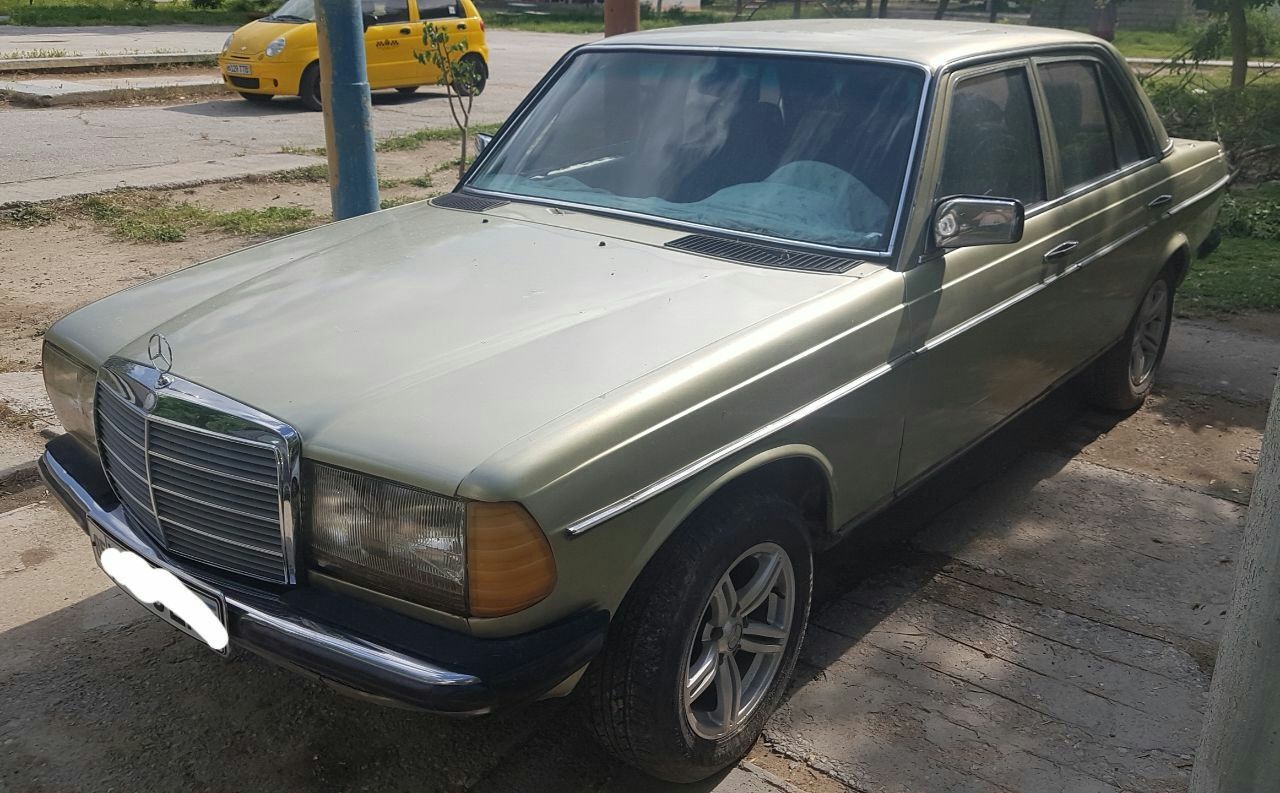 Mercedes Benz w123