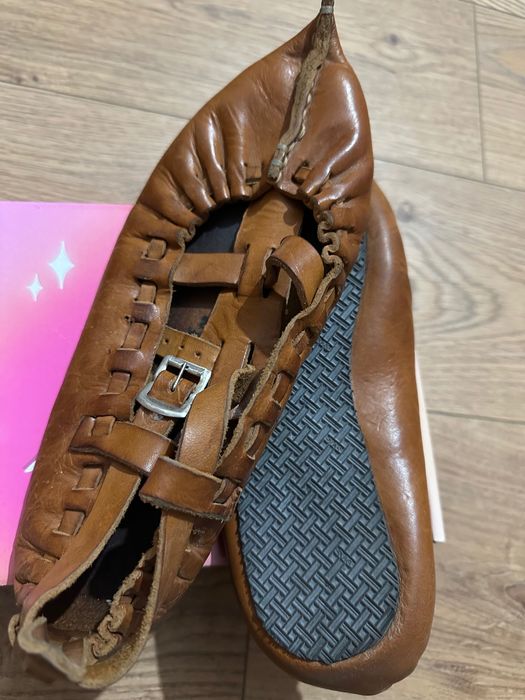 Дамски цървули .