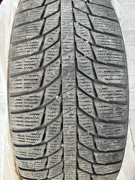 235/55R19 комплект шин Triangle 4 штуки в хорошем состоянии, без дефек