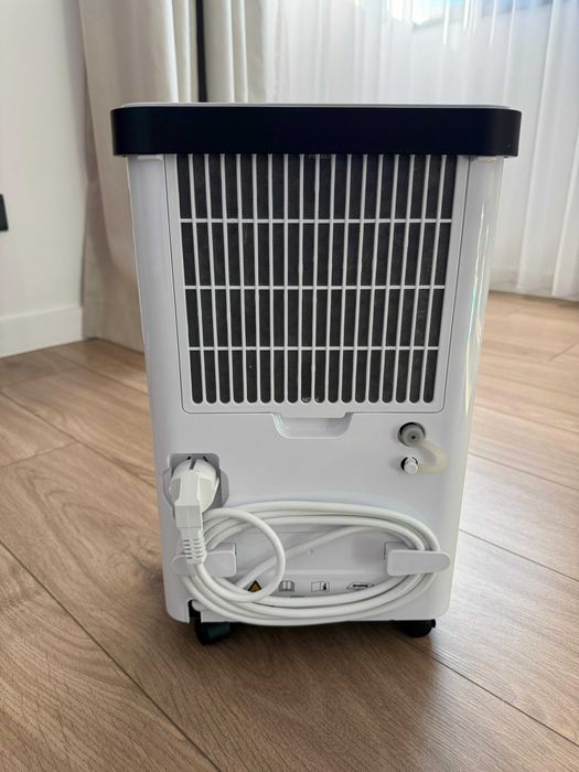 Dezumidificator AlecoAir D10 Junior, 10 l/zi, Display digital, 80 mc/h