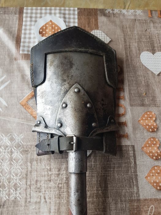 Стара войнишка лопата