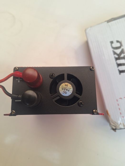 Инвертор с дисплей, 12V-220V, 500W
