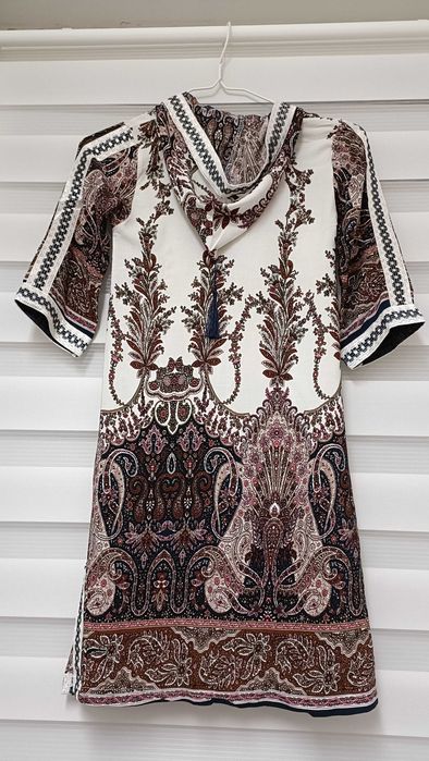 Rochita minunata, marime XS, material fin