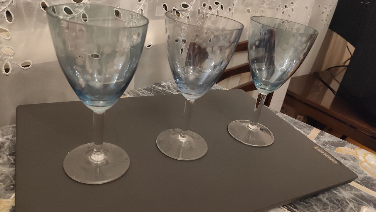 Набор из четырёх бокалов,рисунок по стеклу,1970 г