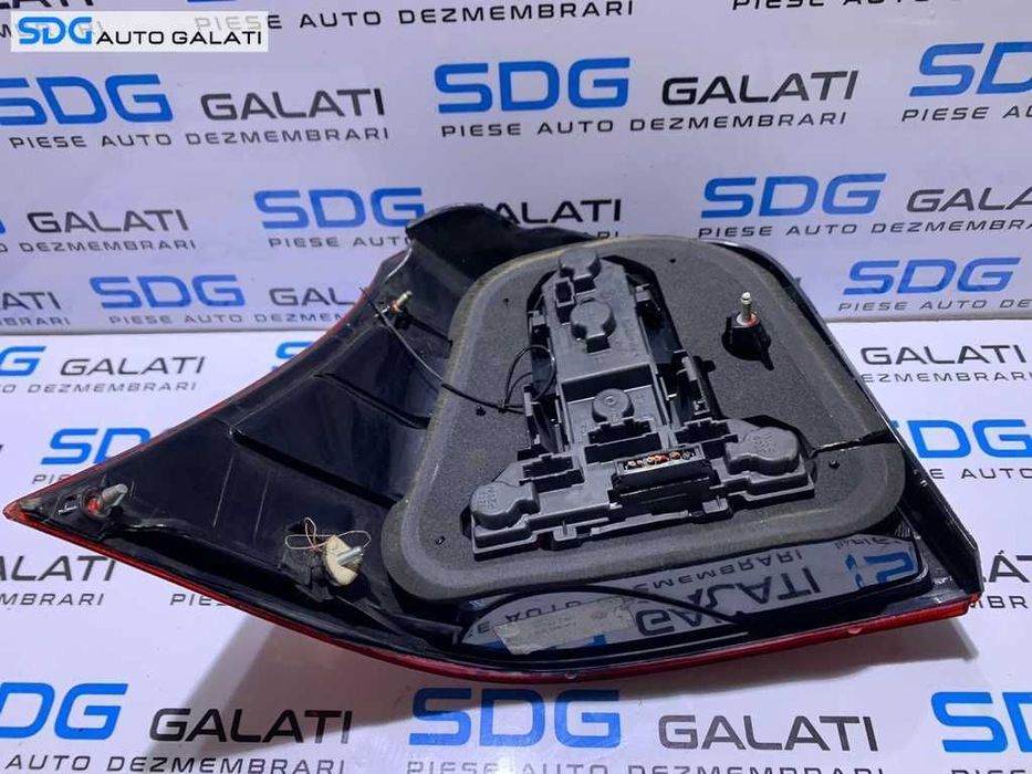 Stop Lampa Tripla Dreapta VW Golf 4 Hatchback 1998 - 2005 Cod 1J6945096T