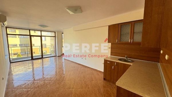 Продава се Двустаен апартамент в Свети Влас - 68 кв.м за 1198 €/кв.м - Снимка #1