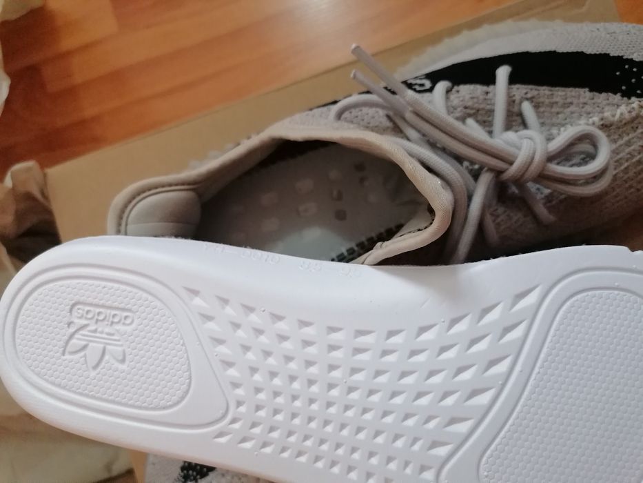 Yeezy boost 350 Slate mărimea 42 2/3