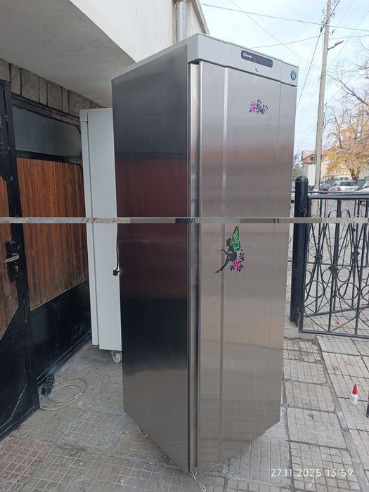Професионален хладилник грам