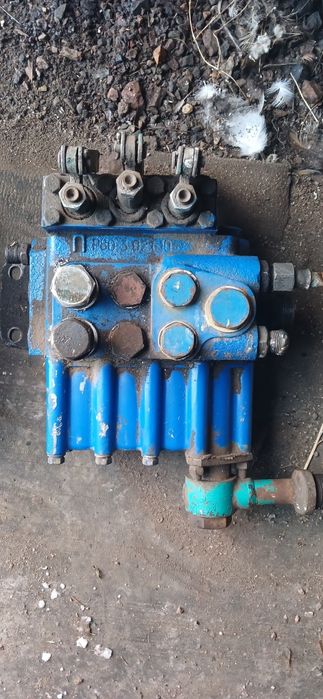 Продам Гидрораспределитель Р 80