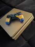 PS4 slim 500gb сотилади
