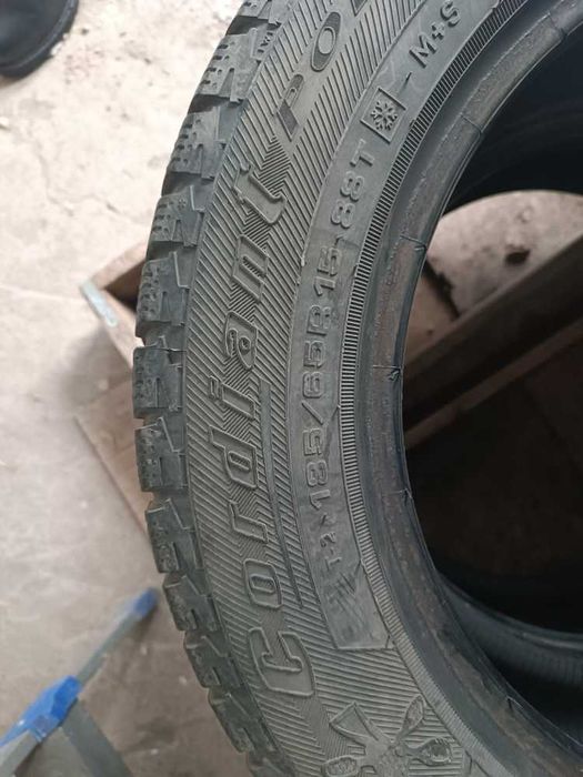 шины зимние комплект