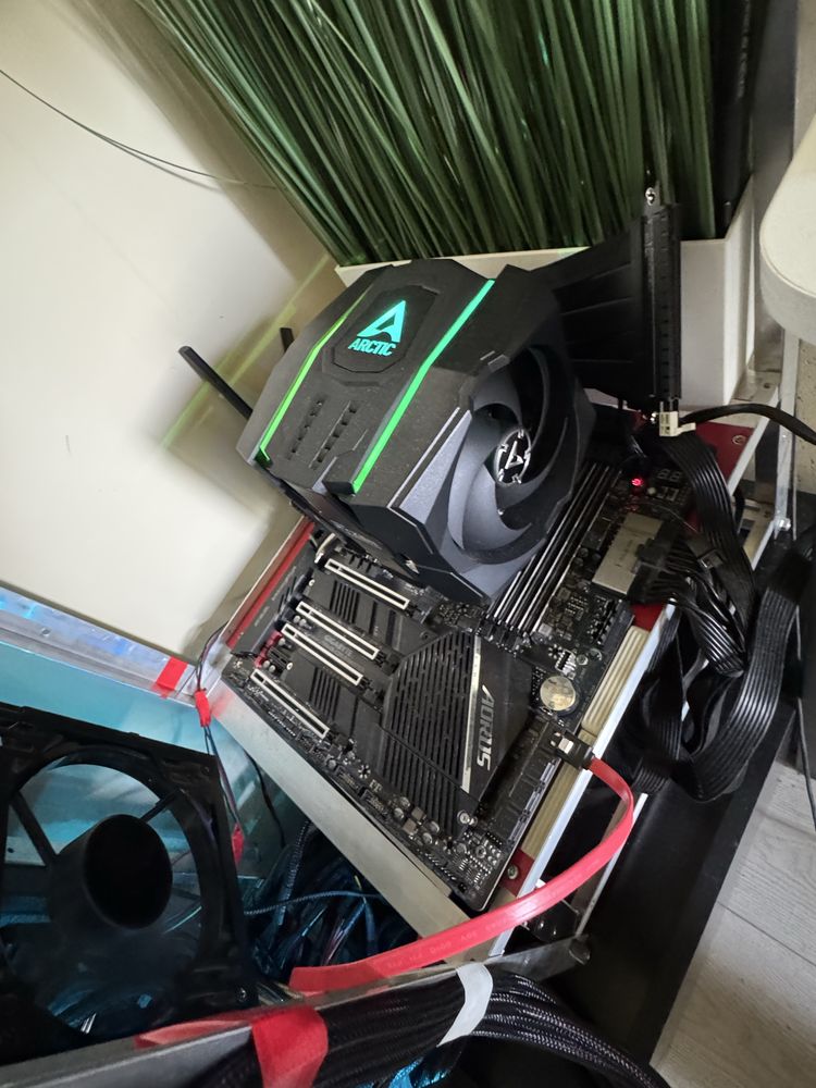 Trx40 aorus master threadripper 3960x FARA RAMI