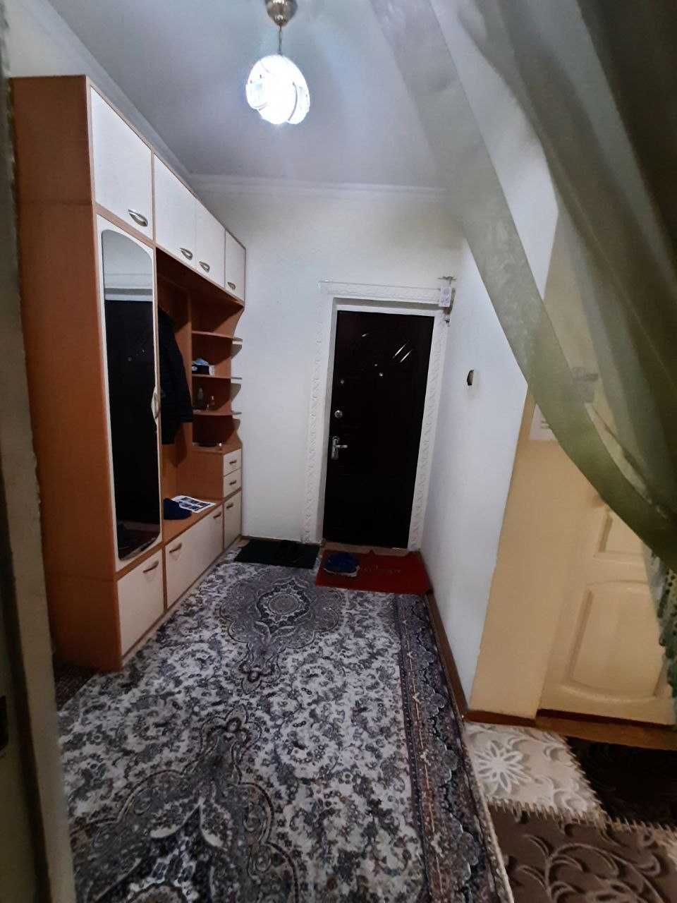 Bezmakler 3xonali kvartira - bolalar yoki qizlarga  Toshkent markazida
