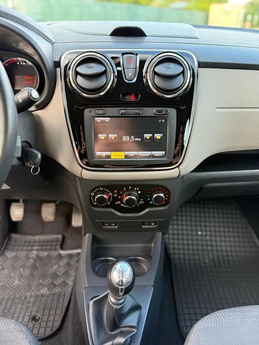 Dacia Lodgy 1.5dci 110 cp 6 viteze, 157.000 km reali