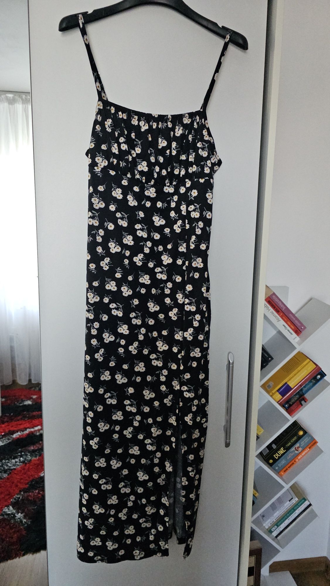 Rochie de vara cu model floral, mărimea S - nepurtata