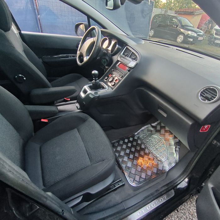 PEUGEOT 5008 7 LOCURI 2014 diesel perfecta stare ieftin URGENT