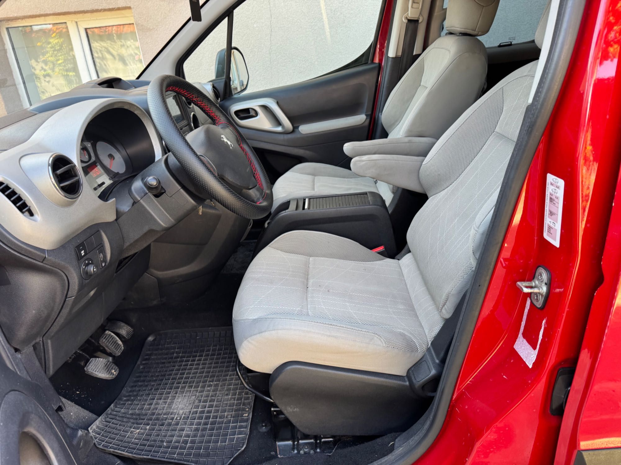 Peugeot Partner Tepee 1.6hdi 109к.с.