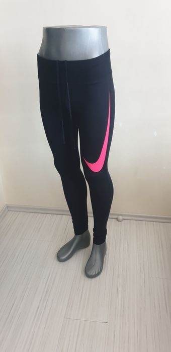 Nike Essentials SWOOSH  Womens Size S  НОВО! ОРИГИНАЛ! Дамски Клин!