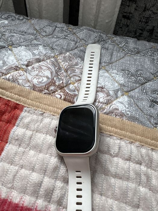 Смарт часы в и деальном состоянии