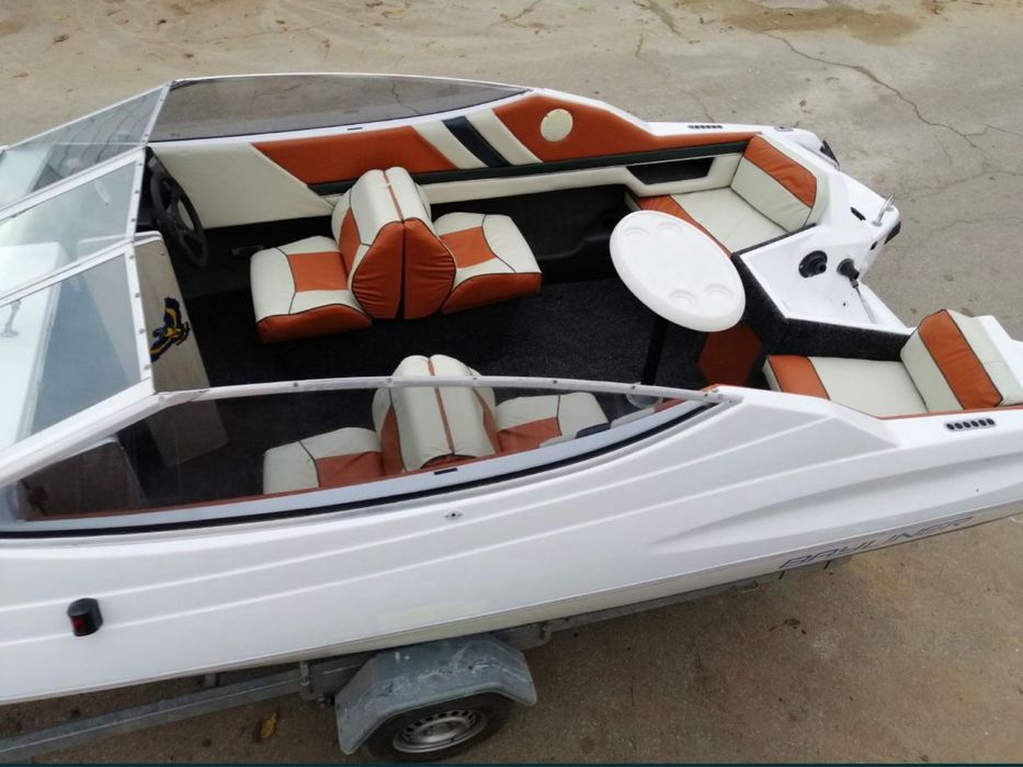 Barca Bayliner 6M SUA->Motor Suzuki 85cp 2 timpi