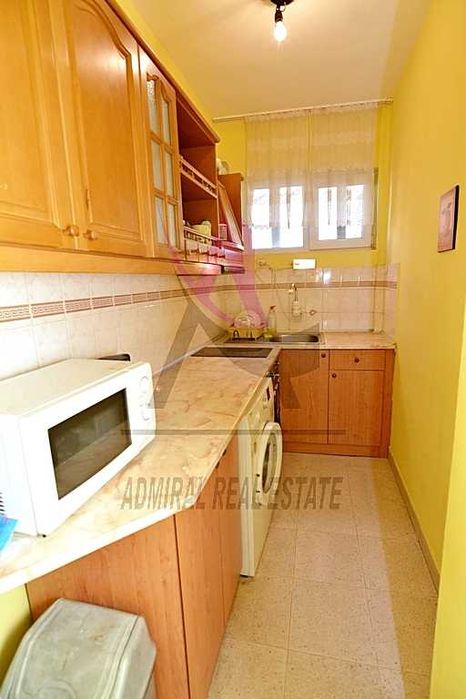 Страхотен Имот! Топ Локация! Тристаен- Център