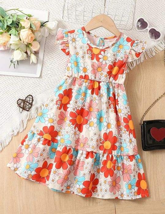 Продам платье на девочку 10-11