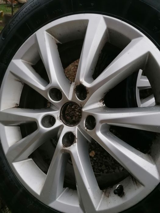 Genti Touareg P7 255/55/R18