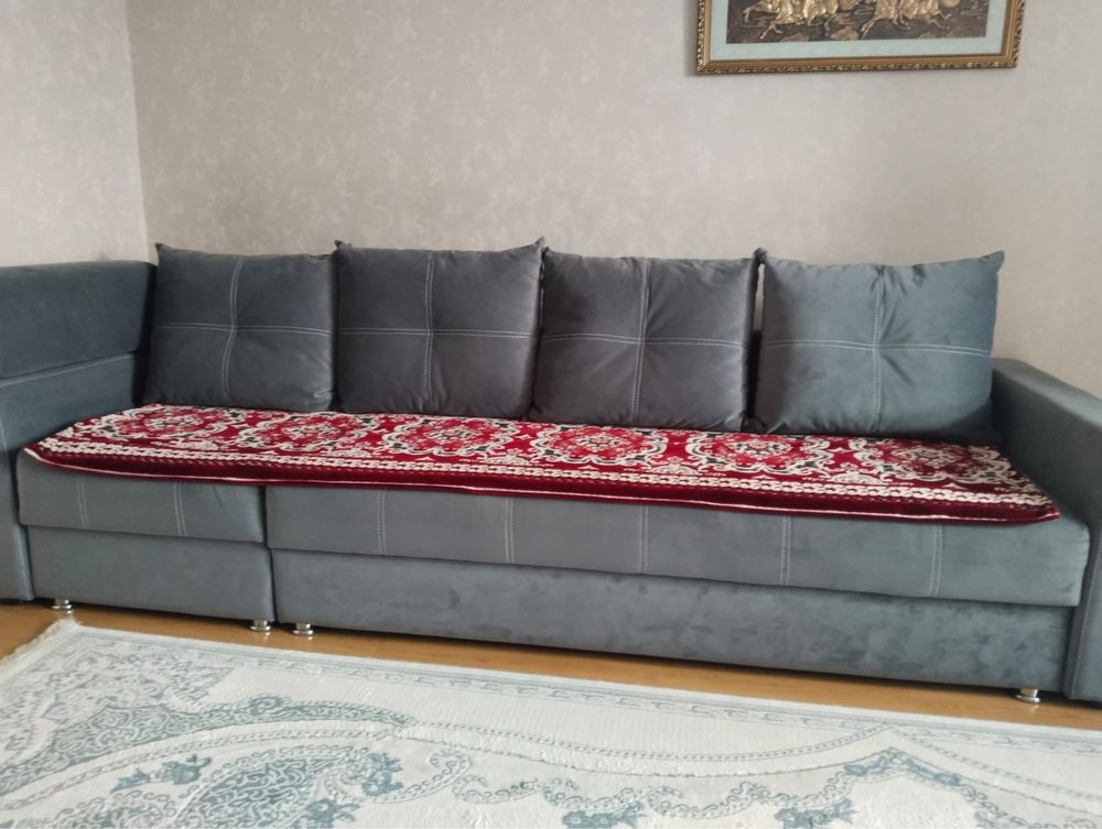 Диван для зала углавой