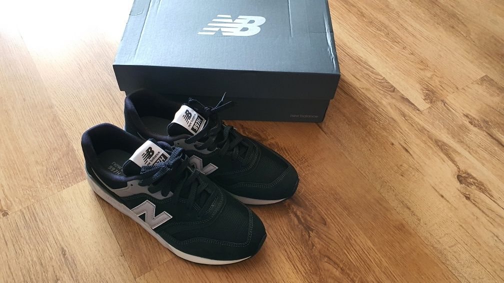Adidasi Barbati New Balance 997H Nr. 43 Piele Originali Noi In Cutie